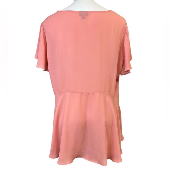 Torrid tunic top plus size 2x peach flutter sleeve lightweight office casual - Picture 4 of 5